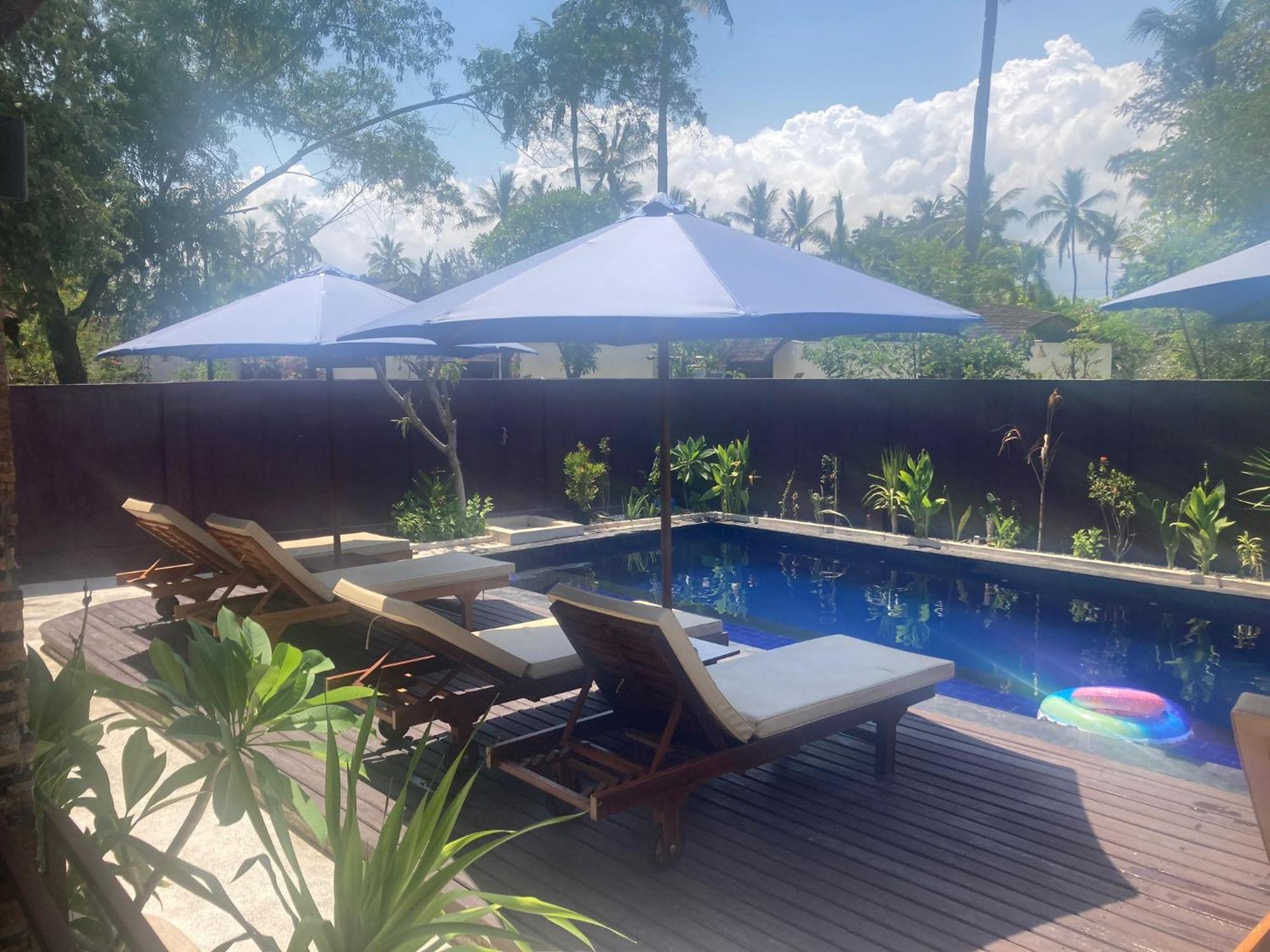 Relax Villas Gili Air Exterior photo